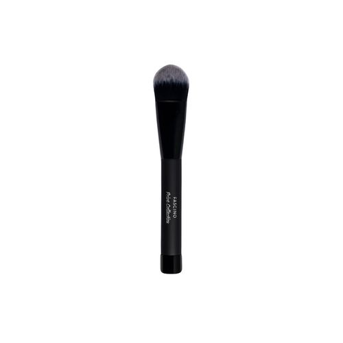 PRIVÉ COLLECTION FOUNDATION BRUSH